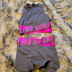 COPY - Matching RARE Nike pro set!